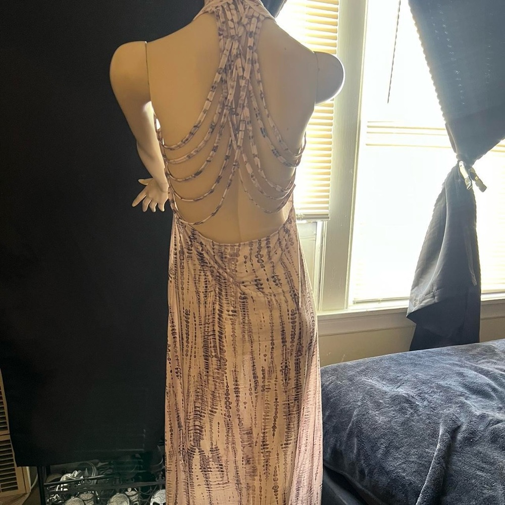 Woman dress size M 
Sexy open back